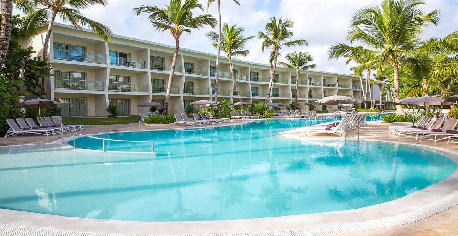 piscina hotel caribe